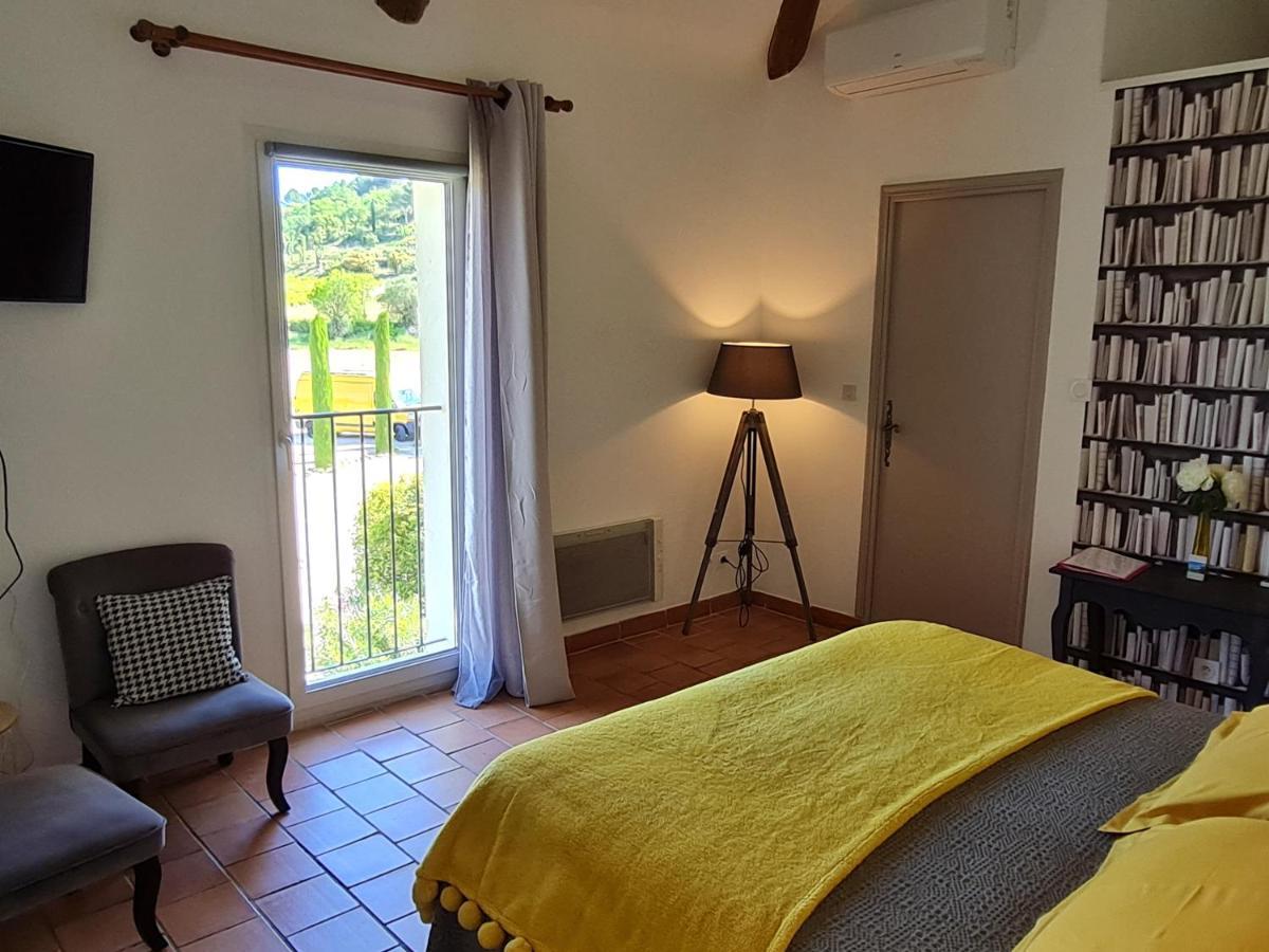 ホテル Domaine La Condamine Crillon Le Brave エクステリア 写真