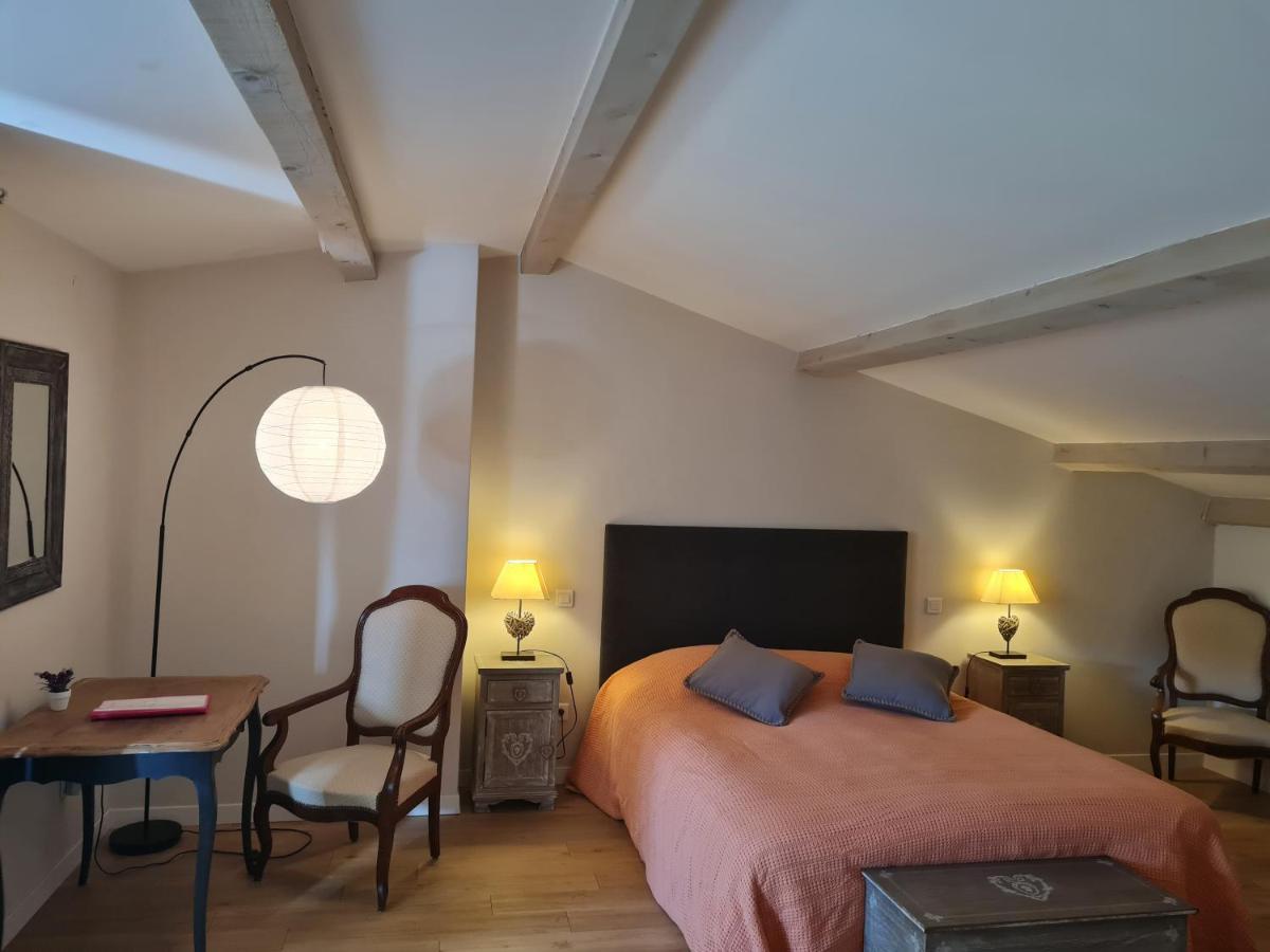 ホテル Domaine La Condamine Crillon Le Brave エクステリア 写真